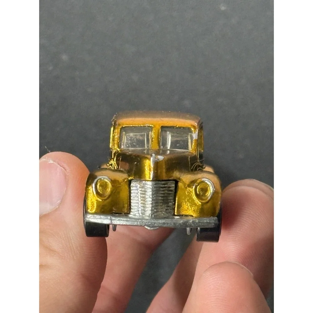 Hot Wheels Classics Fat Fendered '40 car Spectraflame redlines
